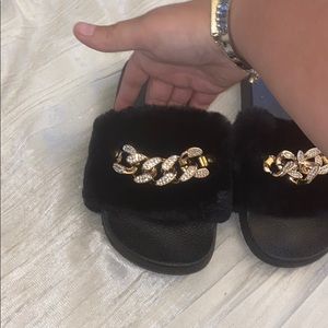 Gold bling chain, plush slide